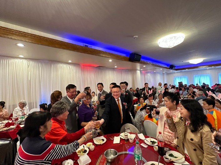 米蘭兩球逆,巴塞羅那點,球戰敗退,中彩网,彩票平台,在线投注,安全购彩,彩票开奖