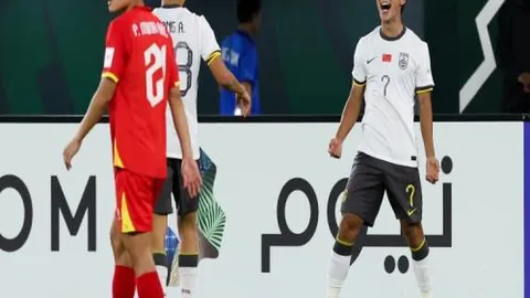 WTT男团总决赛四强诞生：中国队占据三席！